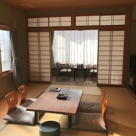 Ryokan Tanaka ทาคายาม่า ภายนอก รูปภาพ